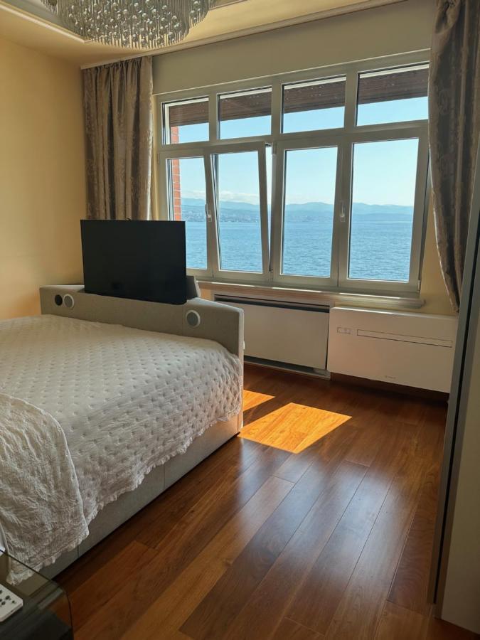 Villa Isabella - Luxury With Style Right Next To The Beach, Private Pool And Sea View Opatija Exteriér fotografie